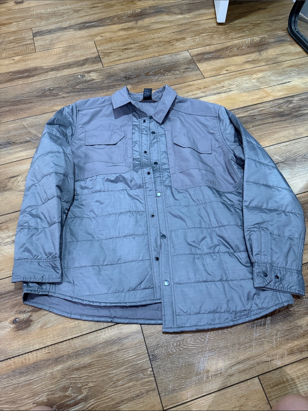 Men’s 5.11 wind jacket